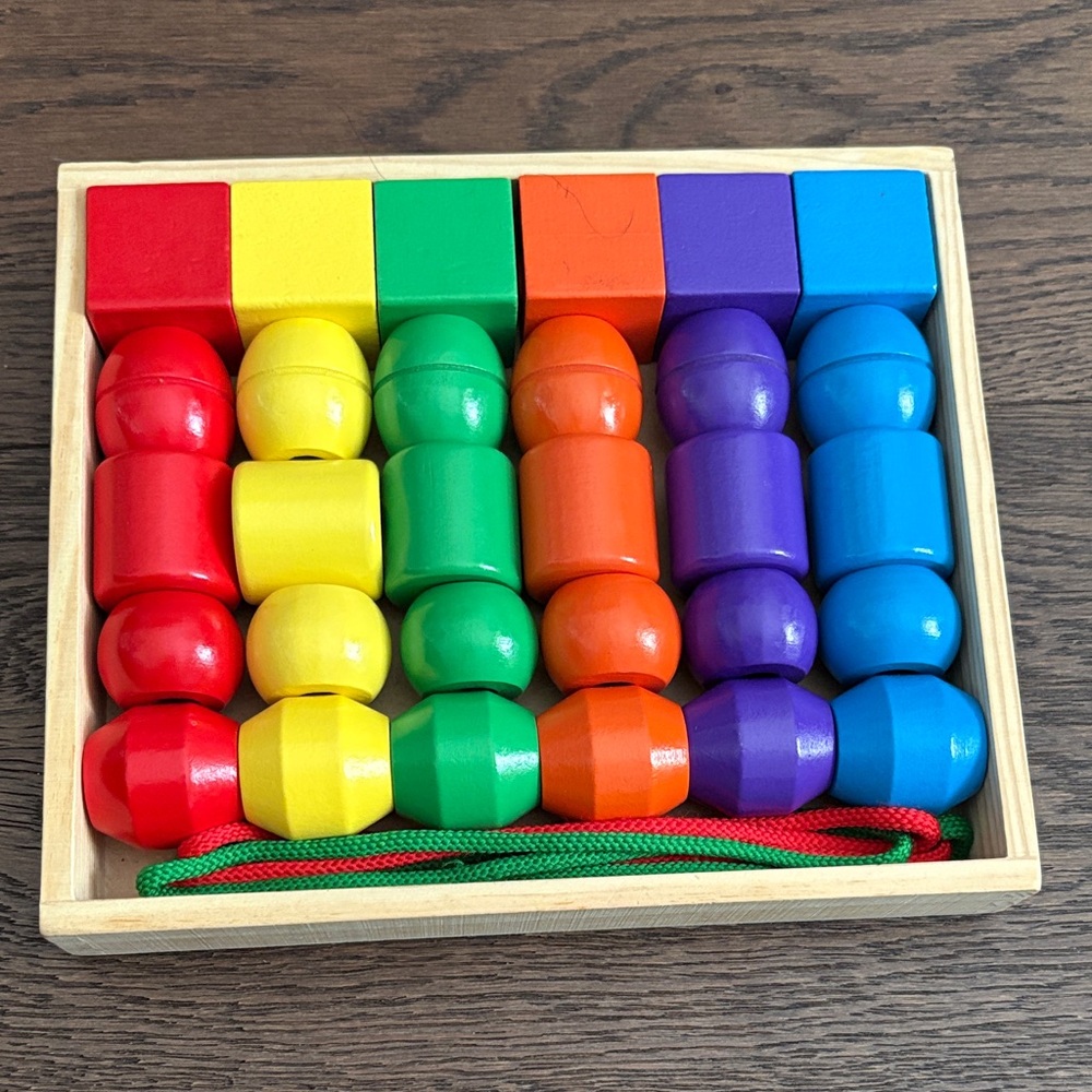 Melissa and Doug Colorful Wooden Bead Lacing Set for Kids
